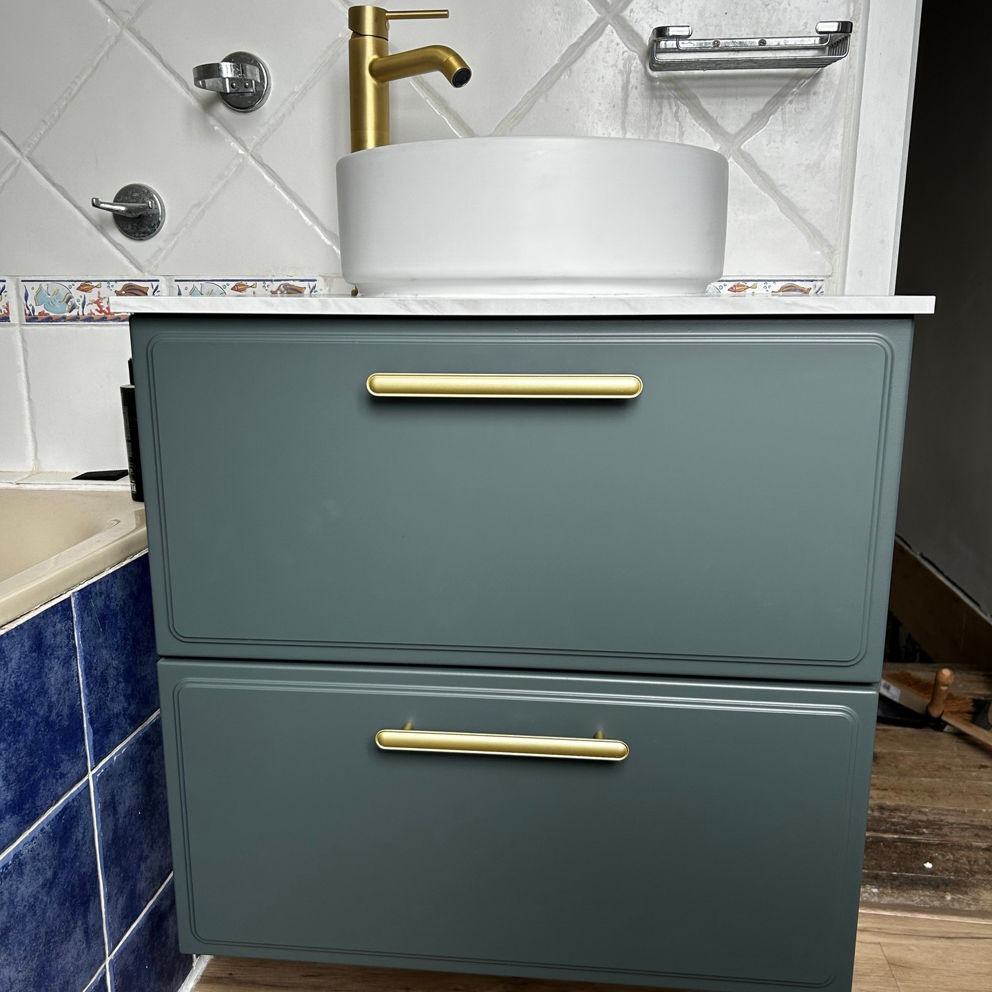 Meuble vasque posé – ARKEL Énergie